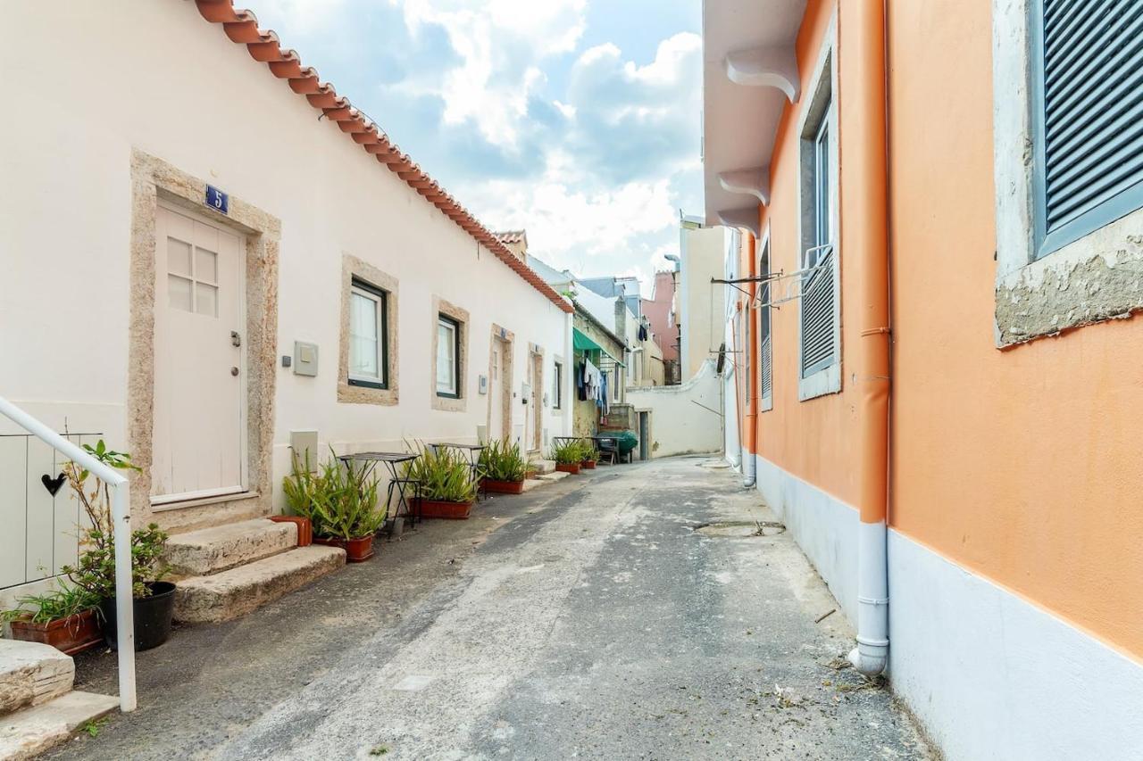 Classic Lisbon Homes: Bright & Central In Belem Luaran gambar