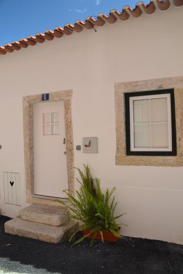 Classic Lisbon Homes: Bright & Central In Belem Luaran gambar