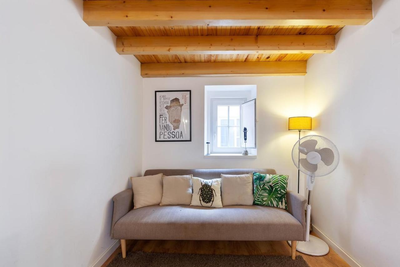 Classic Lisbon Homes: Bright & Central In Belem Luaran gambar